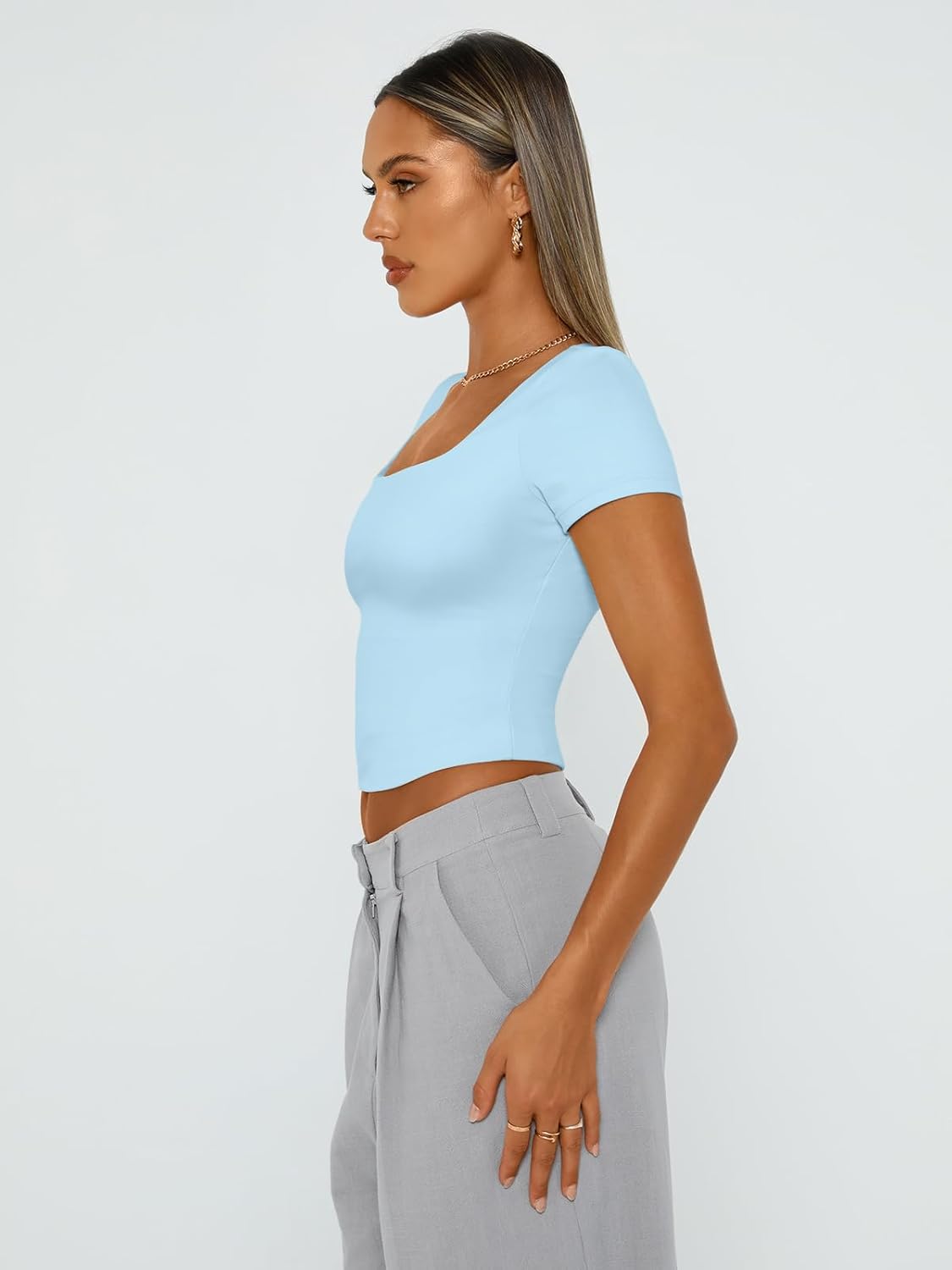 Trendy Queen Tshirts Shirts for Women Double Lined Going Out Crop Tops 2025 Spring Summer Workout Y2k Clothes Beach Fashion